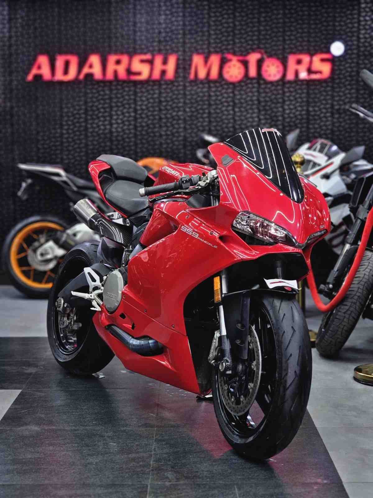 Ducati 959